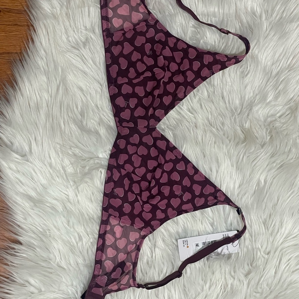 DKNY Heart Mesh High Apex Bralette - Picture 8 of 9